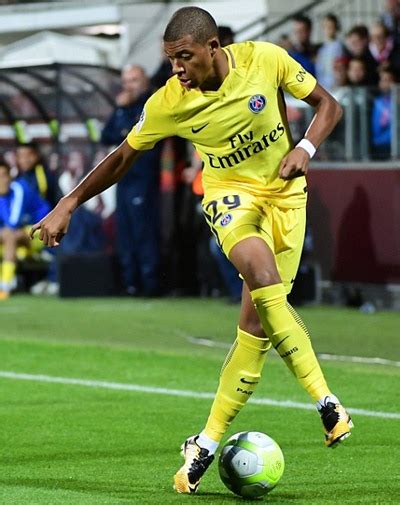 Kylian Mbappe Height Weight Body Measurements .